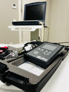 Fisioterapia invasiva guiada por ecografía en Vigo, asegurando la aplicación exacta de la técnica EPI® en el tejido lesionado