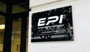 Dispositivo oficial EPI® ALPHA en la clínica FIX Vigo, utilizado para tratamientos de fisioterapia invasiva de alta precisión