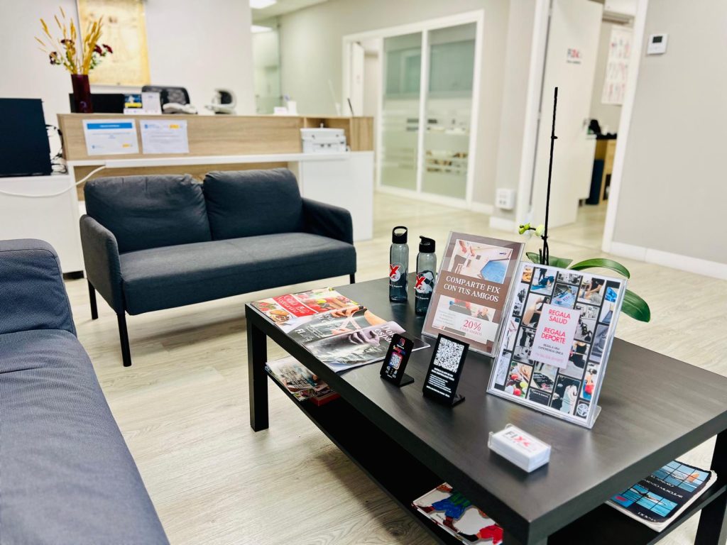 ¿Cómo funcionan nuestros microgrupos? ¿Necesito ser deportista para ir a nutrición? En esta guía resolvemos las preguntas más frecuentes para que nada te impida transformar tu salud en FIX.